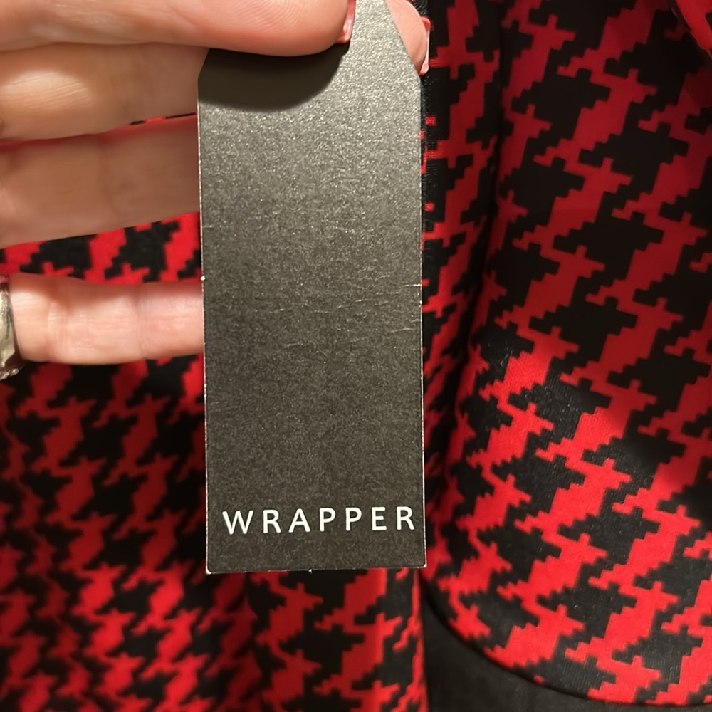 WRAPPER Red Houndstooth dress - bell sleeves grommet detail - Nordstrom XL - NWT - Picture 3 of 10
